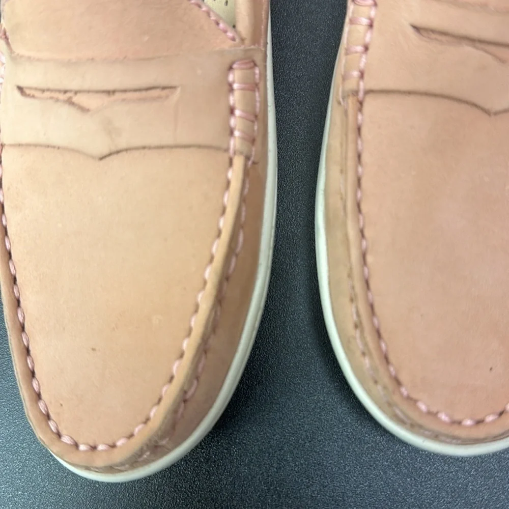 Drivers club pink slip on Leather loafers girls size 1